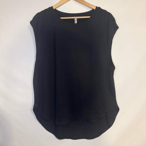 Fabletics Tops - NWT Fabletics Black Muscle Tee with High Neckline Size XL
